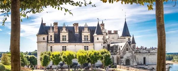 Châteaux historiques en France : témoins de la grandeur passée
