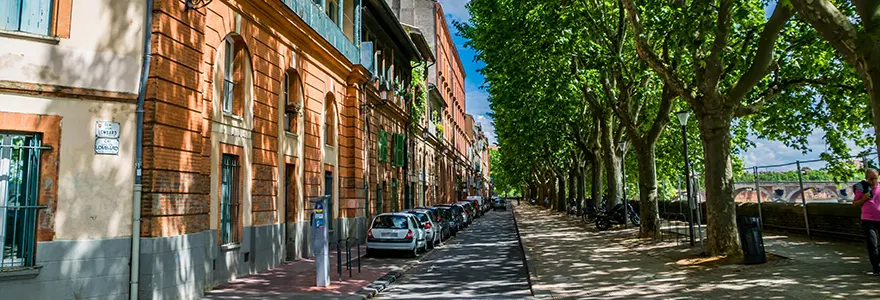 Pourquoi devriez-vous découvrir Toulouse en voiture de location ?